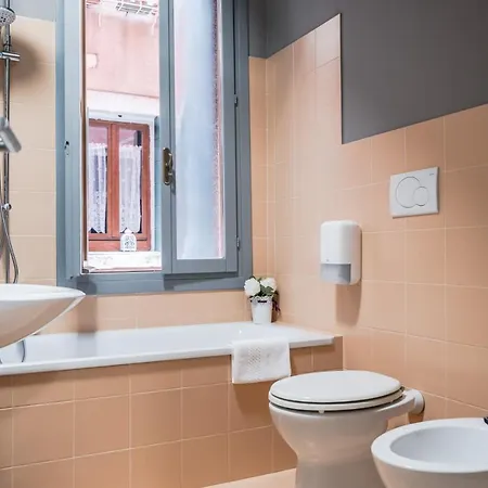 Ai Greci Residenza Quaggio Apartamento